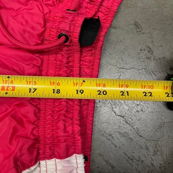 Retro style nylon nike‎ shorts - Picture 7 of 7